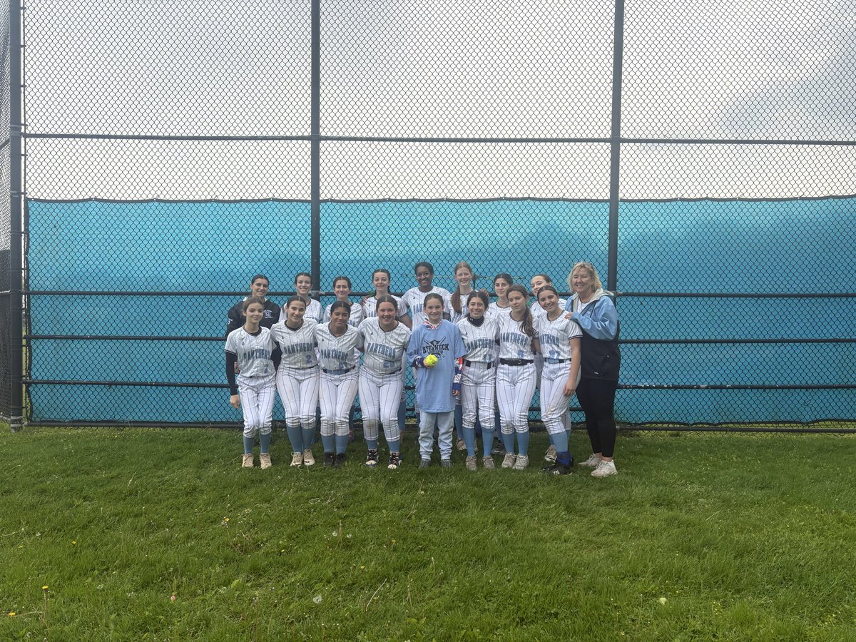 Rye Neck_Softball tweet media