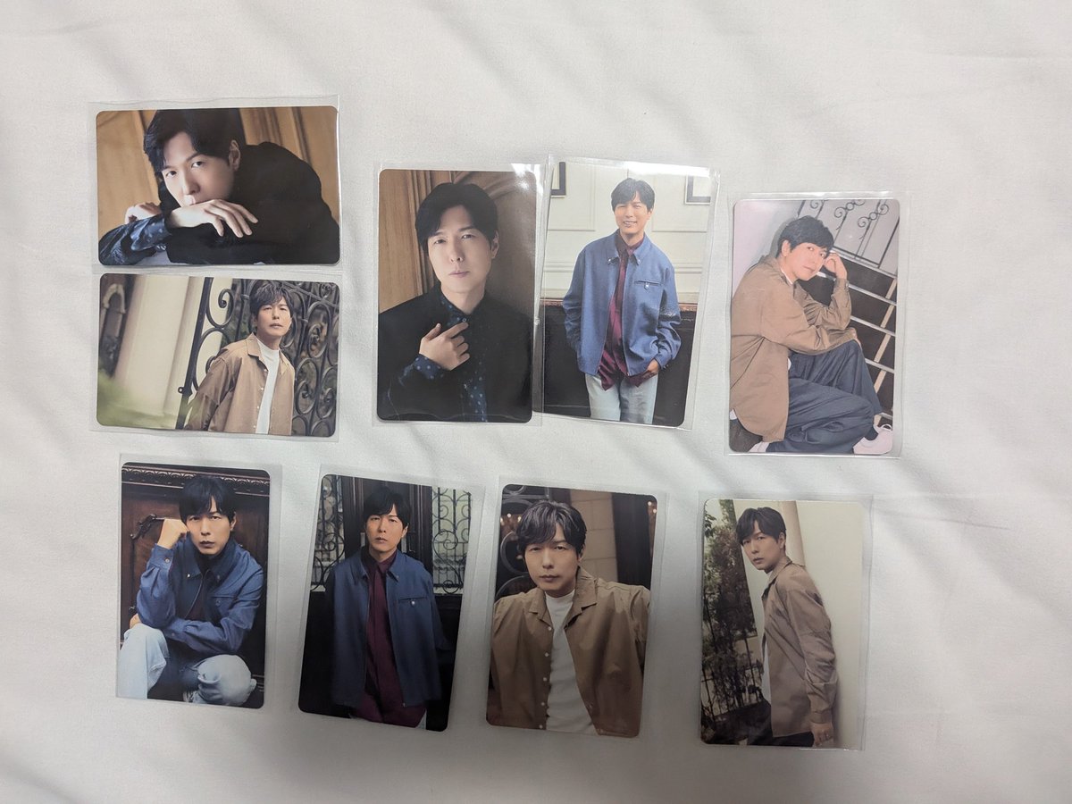 yuyu_tk's tweet photo. @yumi744fh 初めまして、検索より失礼致します。
当方が所持してる神谷さん9点と画像をお借りして数字印付けさせて頂いた9点を本日会場手渡しにて交換して頂く事は可能でしょうか？
最優先で求められてる物が含まれてない為、大変難しいかとは思いますがご検討頂けますと幸いです。宜しくお願い致します。 https://t.co/t9Je3MeLMA