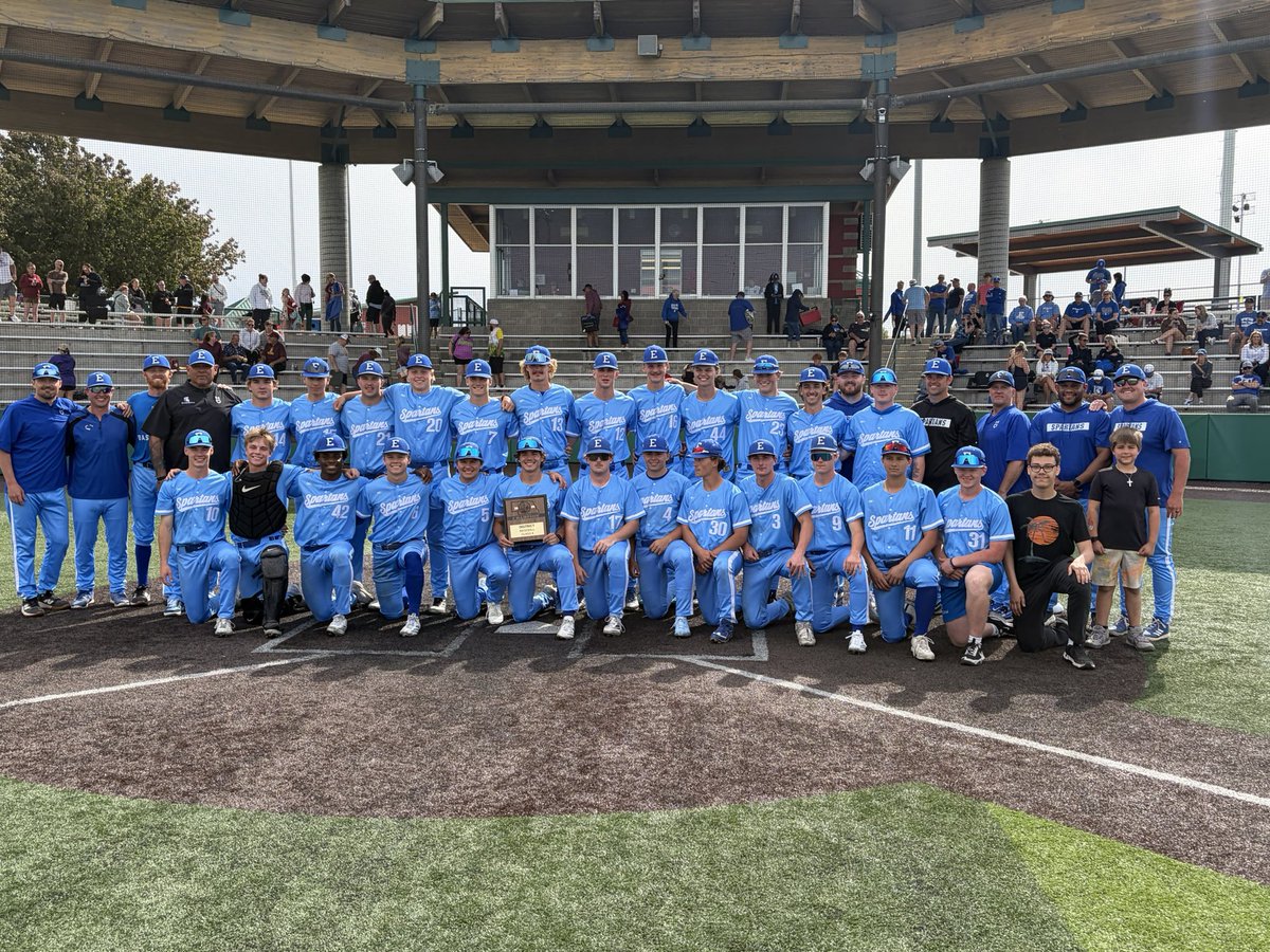 EastSpartans's tweet photo. District Champions!  On to STATE next Friday! https://t.co/rLOg2hrIfA