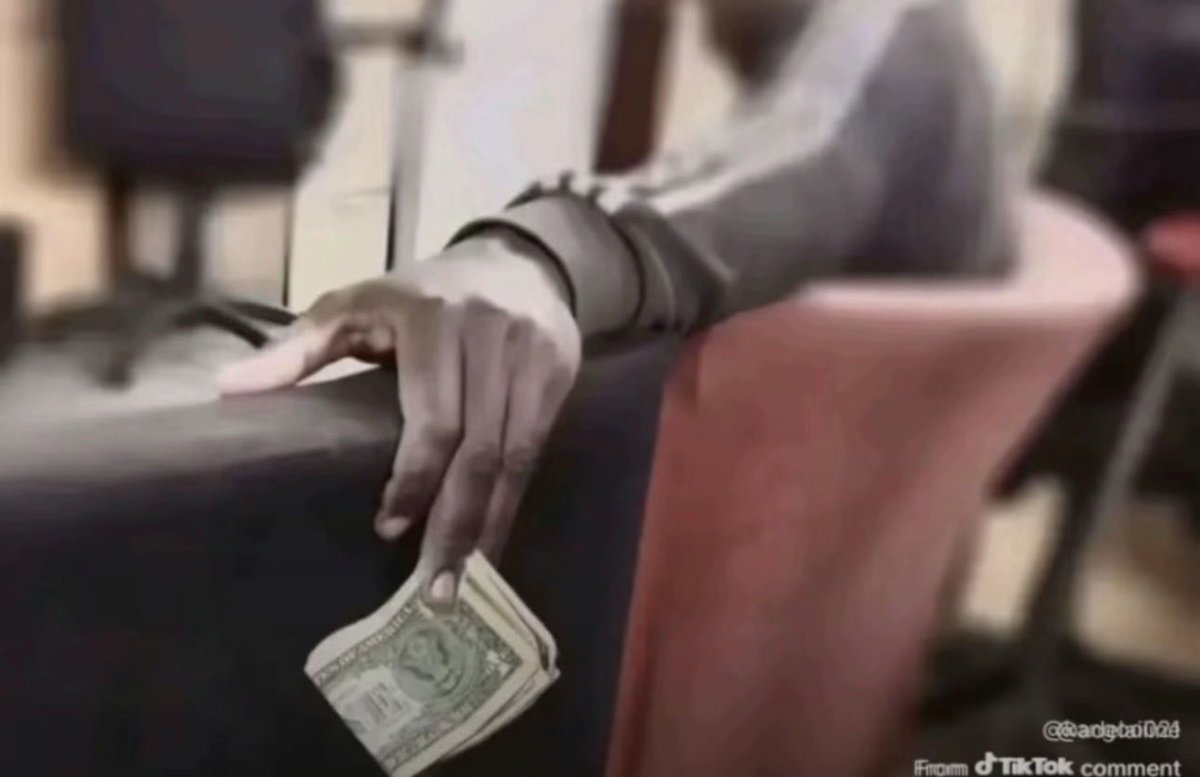 ｍｉｌｅｓ tweet media