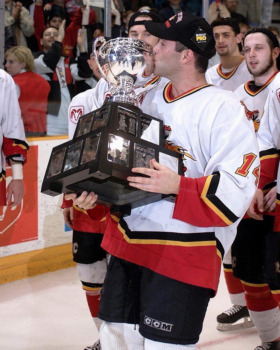 nathanS97's tweet photo. @NHLAlumni Forgot a trophy https://t.co/8cnmmZaVGl