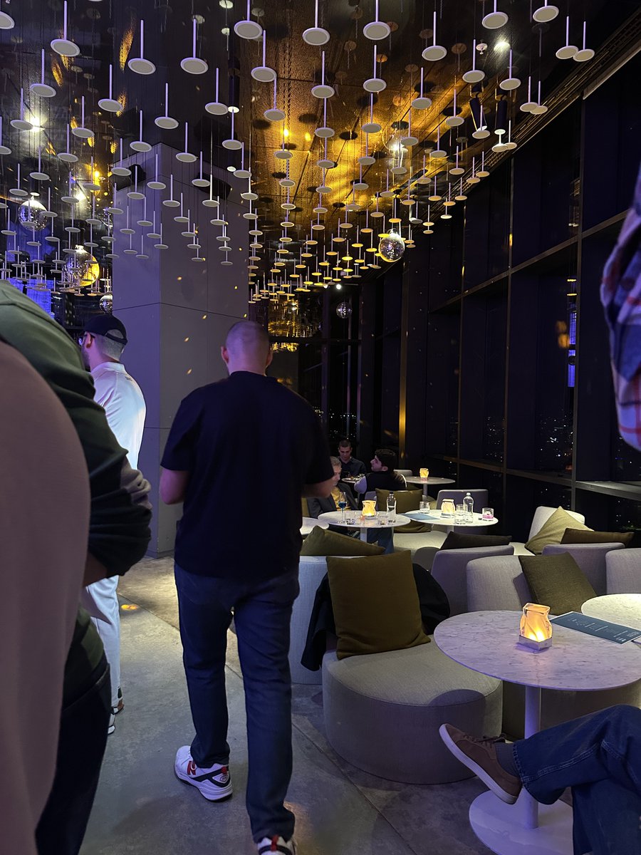 fleadox's tweet photo. Proof of drink. Liquidity pool. Tokenized pineapple. Solana. Build station.

Whoever wrote this cocktail menu is one of us 🫡

Amazing evening, great people, great vibes. thanks @SuperteamGEO and @goisville for putting this together🔥 https://t.co/xumFIb18aX