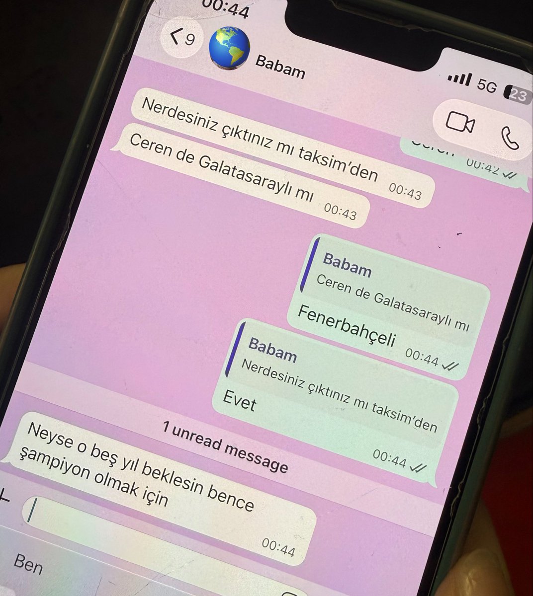 crnversion's tweet photo. En yakın arkadaşımın babası tarafından bile dalga kaynağı oldum kahrol fb https://t.co/Mqq0QemUfV