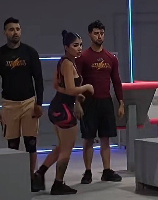 Que es esto Nea?????????? #LaCasaDeLosFamososCol3
