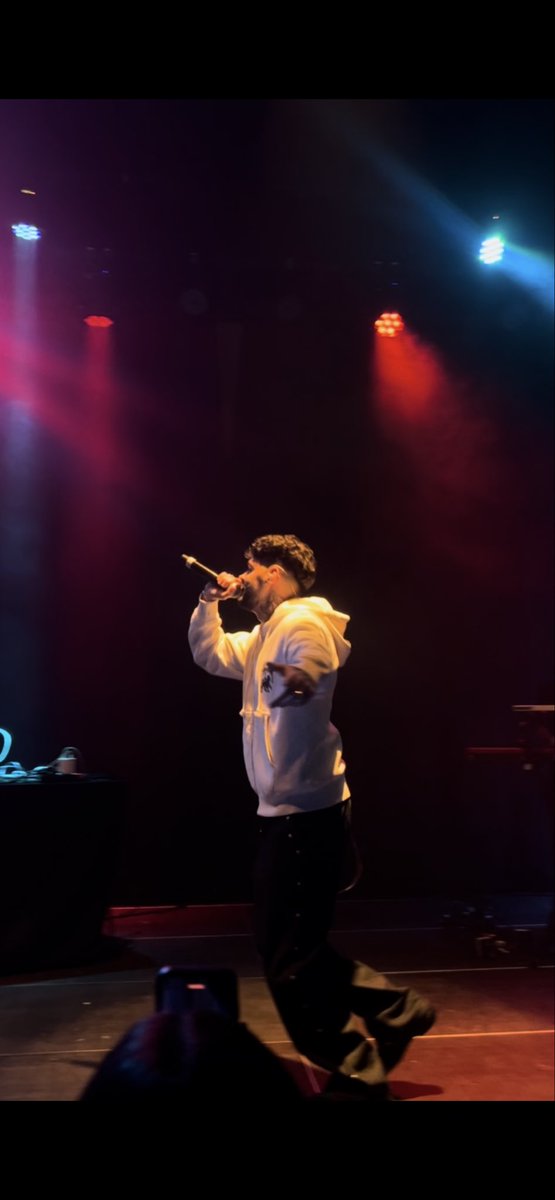 Llévenme a otro concierto de este tío gracias