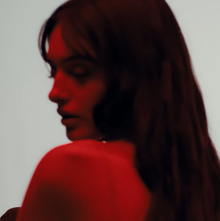 Seer_Cursed's tweet photo. #SeductiveSunday 

Et j'ai hurlé à l'Univers que je n'aurais jamais voulu exister.
Il m'a répondu d'attendre la fin de l'orage et de 𝐭𝐫𝐨𝐮𝐯𝐞𝐫 𝐥𝐚 𝐩𝐚𝐢𝐱. https://t.co/ztwndKG1sT