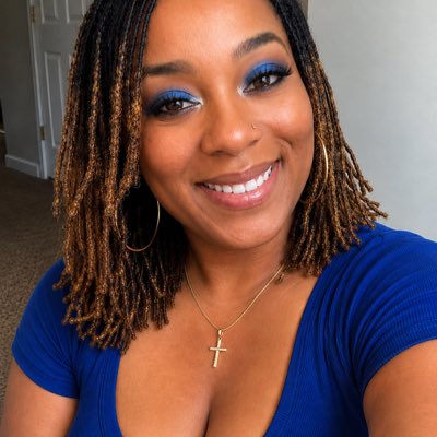 💙 Ms. Lofton 🤍 tweet media