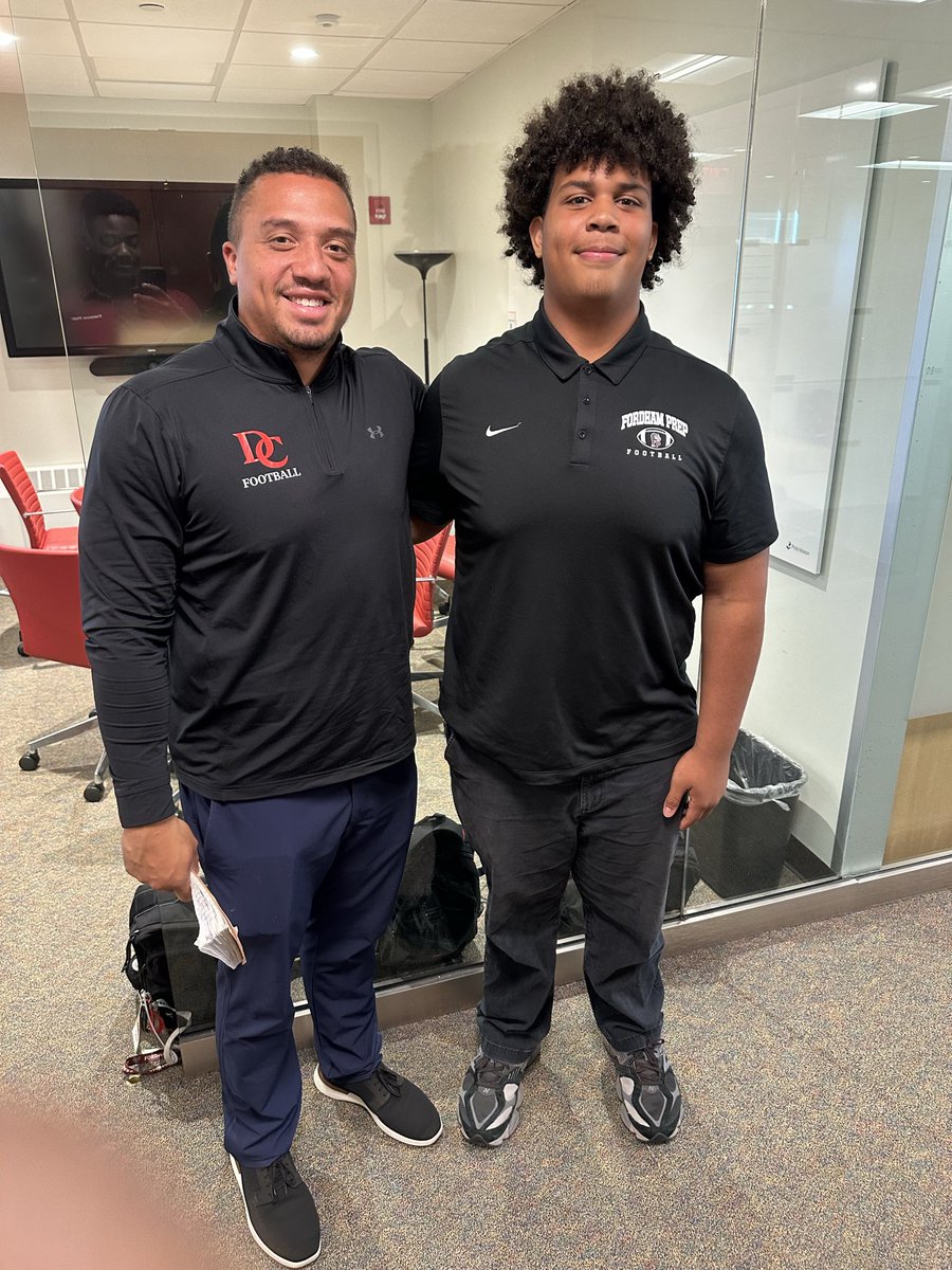 StevenEscano27's tweet photo. Thank you to @Coach__McCarty for coming to Fordhamprep and talking to me and some of my teammates. https://t.co/nOKS10z4Qt