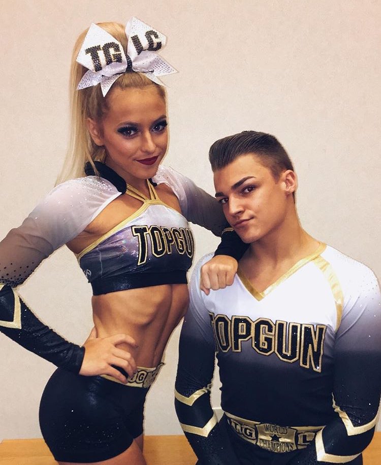 RebelAthletic's tweet photo. when tglc used to mean something 😞 https://t.co/PFafLfhvSe