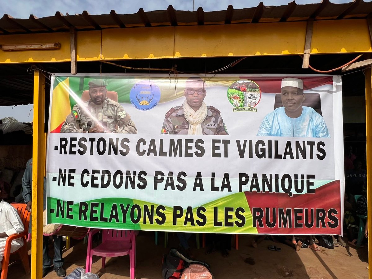 Peulhdial's tweet photo. Je refuse de croire que soutenir mon armée, mes autorités fait de moi quelqu'un d'insensible.
En quoi rendre hommage aux victimes civiles et militaires est synonyme d'insensibilité ?
#Jesuismali🇲🇱
#jesuisbandiagara https://t.co/KsKZDI5JxY