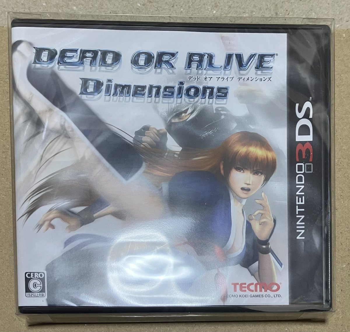 今回購入したのは3DSソフト DEAD OR ALIVE Dimensions(新品) 5 Last