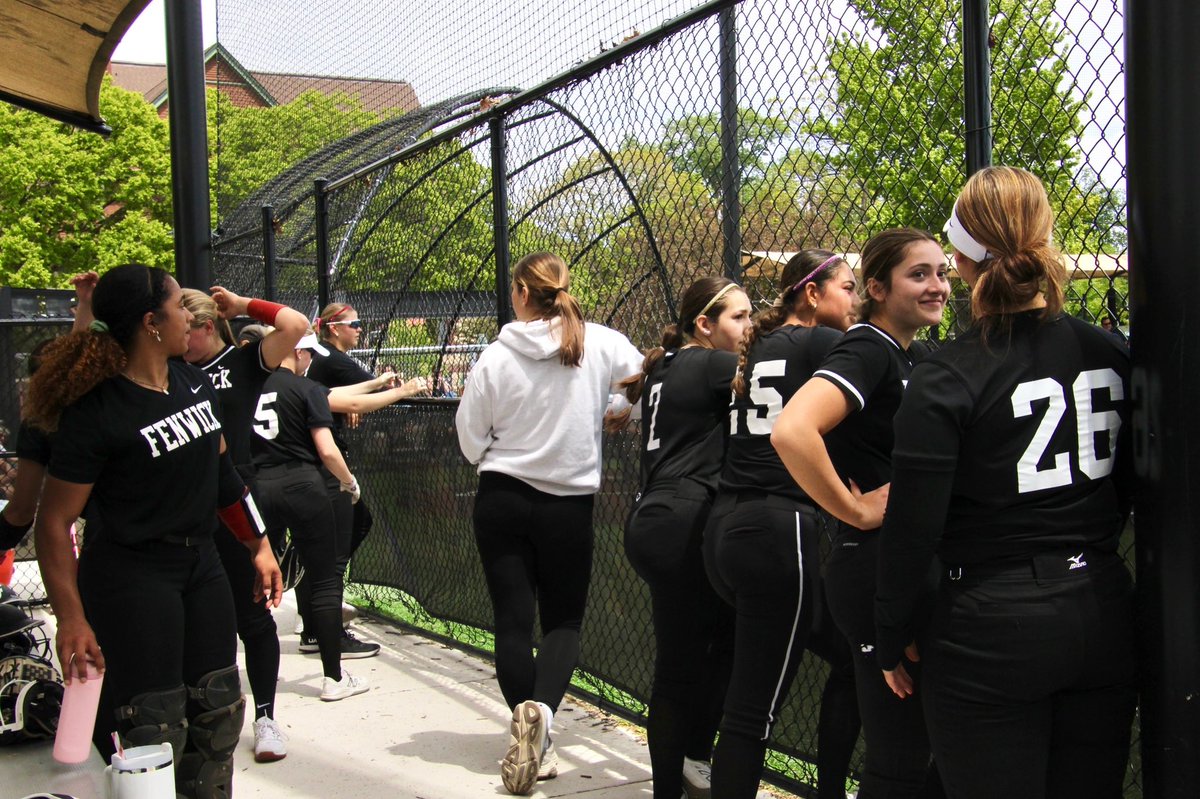 Fenwick Friars Softball tweet media