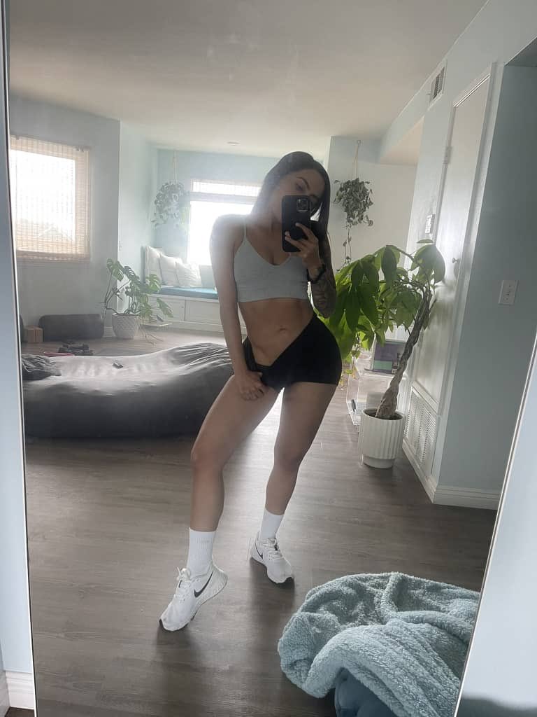 Clarajohnex's tweet photo. It’s not really good for me to be single without no man I’m looking for a seriously man https://t.co/bHykhjxQJz