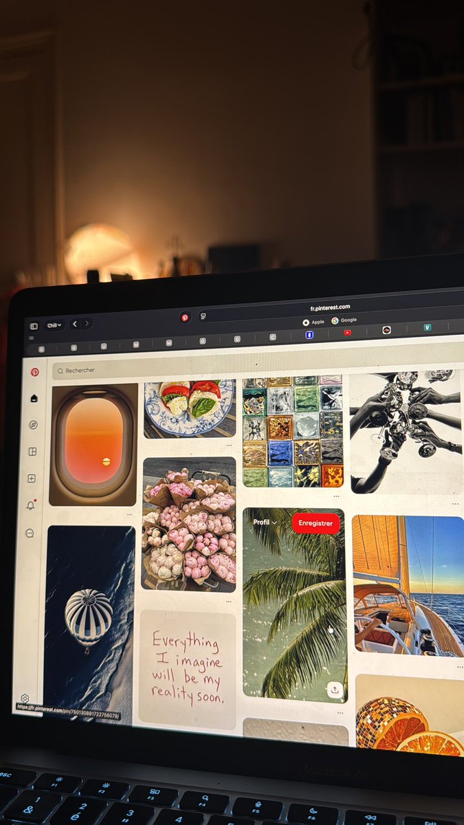 traîner sur pinterest avant de dormir c’est qqchose que j’imposerai à mon mari pour bien dormir