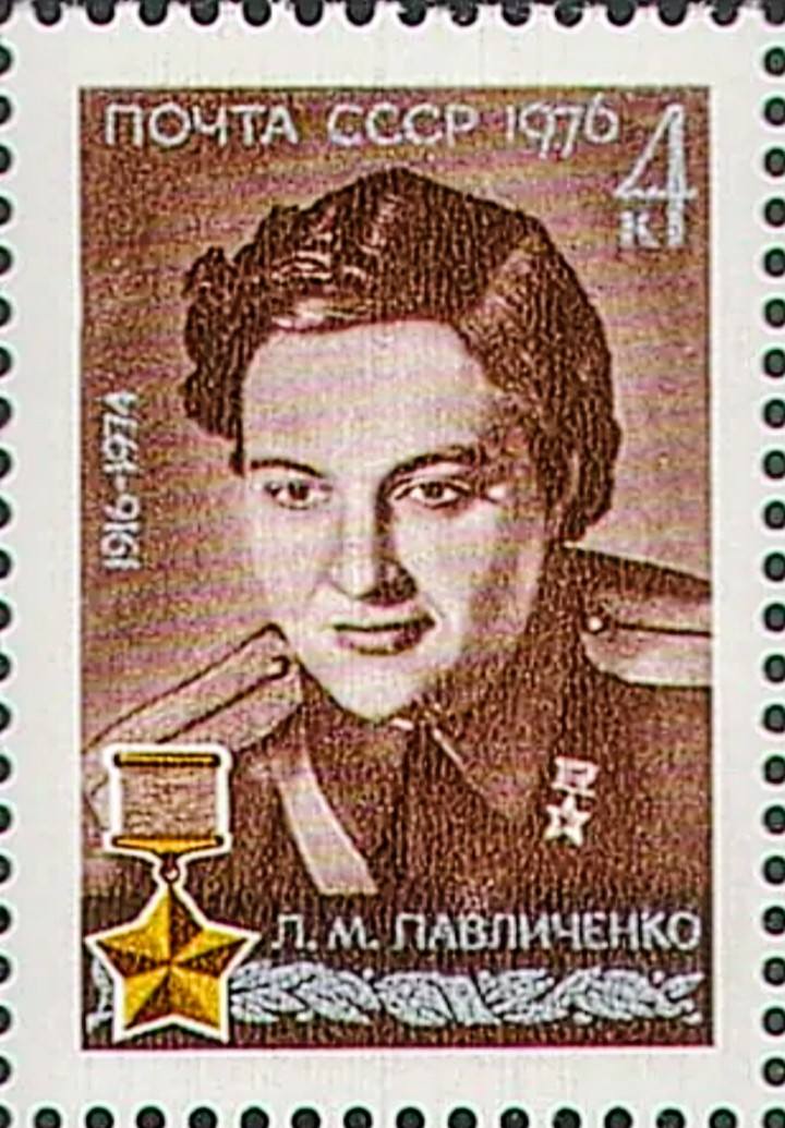 WalkwithPeterB's tweet photo. The deadliest Soviet WW2 sniper was LYUDMYLA PAVLICHENKO, a Ukrainian, long publicized by Moscow as Russian. Received the Order of Lenin. Most Soviet snipers were women -- of 2,000 known, only 500 survived the war. https://t.co/ro6hVXCq4I