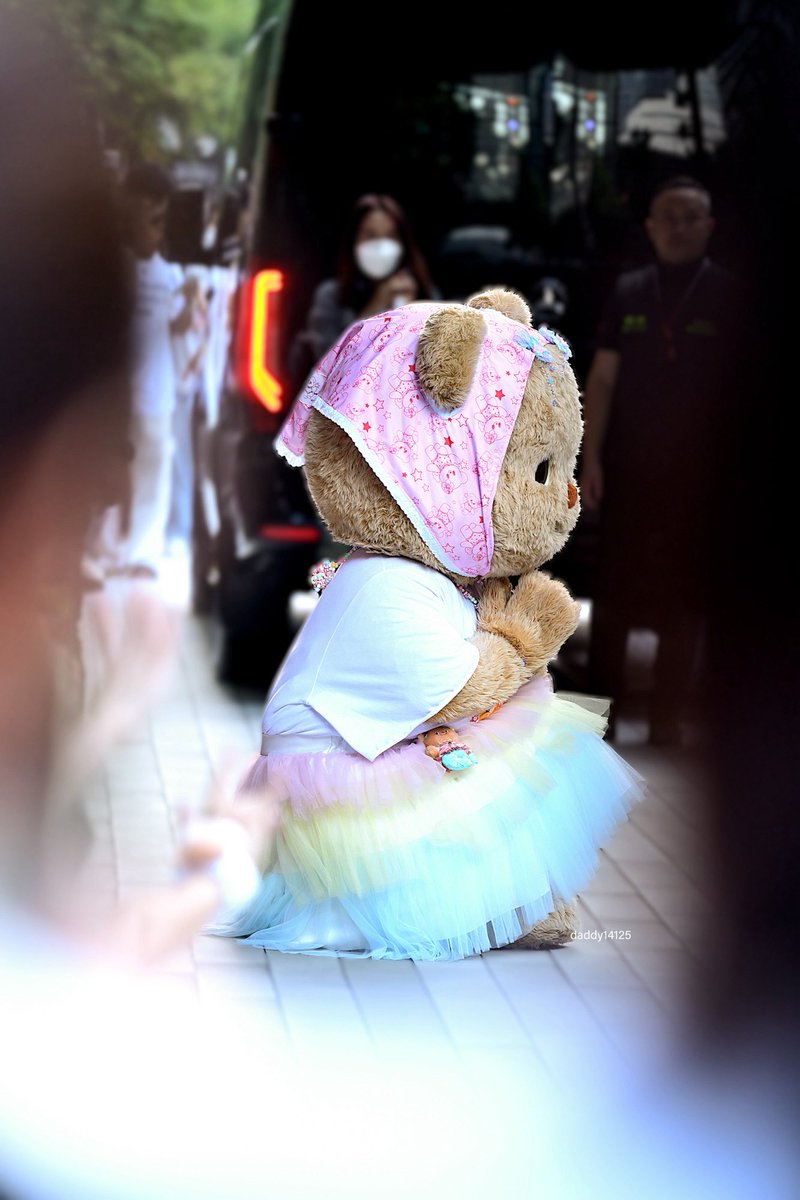 Daddy14125 tweet media