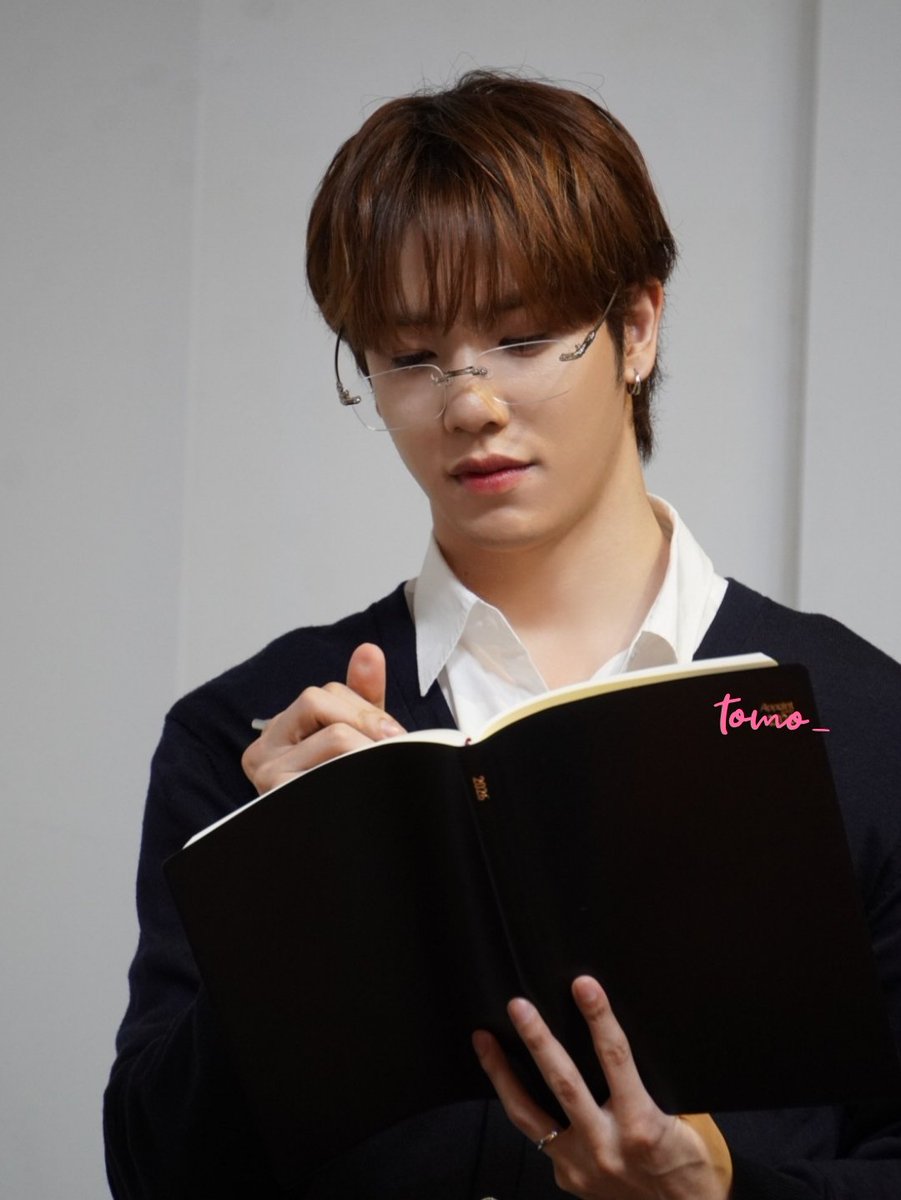 カズさんページ KAZUTA #카즈타 #カズタ #nSSign #엔싸인 'Funky like me' 26.5.9