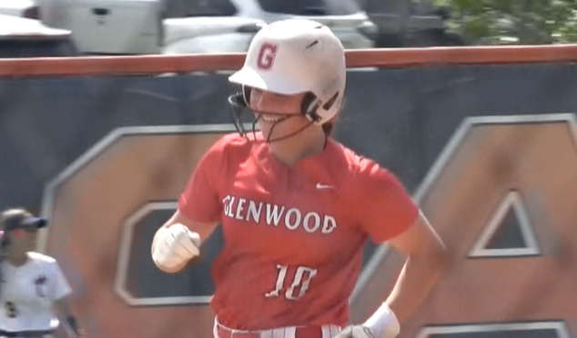Channel1450com's tweet photo. Glenwood and Carterville split their Saturday doubleheader at Carterville. We have full highlights from both games featuring the #1 ranked teams in 2A and 3A
Game One
https://t.co/lRAKZUrhBC
Game Two 
https://t.co/mtDWhpApb4 https://t.co/Gh3JAIoOCv