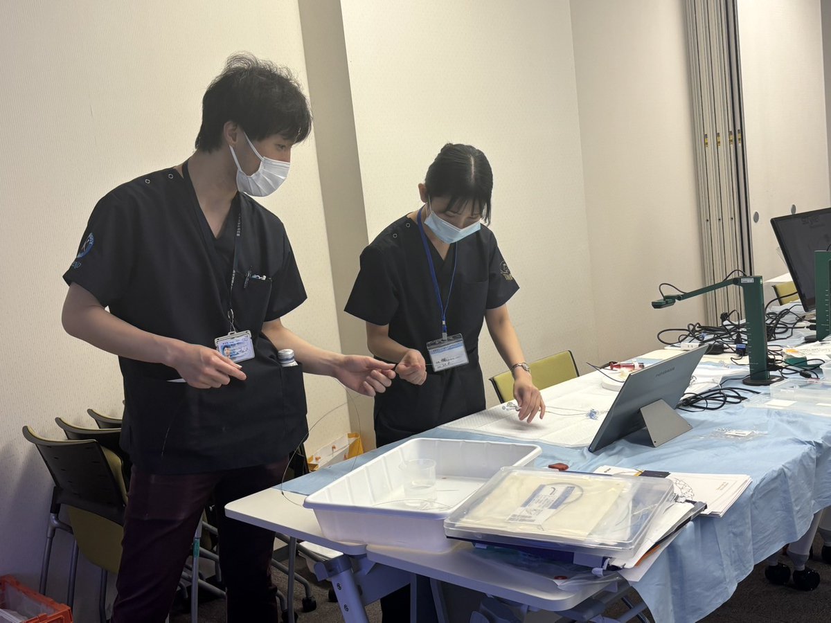 twmu_neurology's tweet photo. 5月9日に「脳神経内科ハンズオンセミナー2026第1回」を開催しました！

今回は #脳血管内治療 、#針筋電図 、#末梢神経伝導検査 のハンズオンを行いました

多くの医学生・研修医の先生にご参加頂きました。
お忙しい中ありがとうございました！

6月6日に第2回も開催しますので是非ご参加ください https://t.co/Gr9zwBFfXB