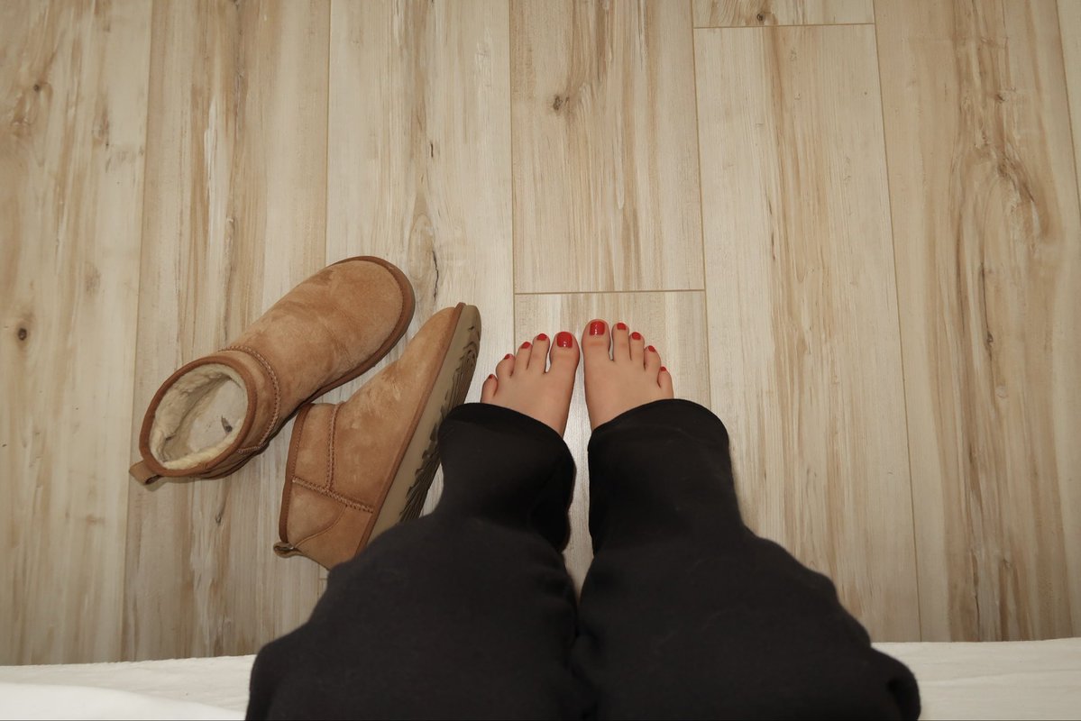 Chatstar feet tweet media