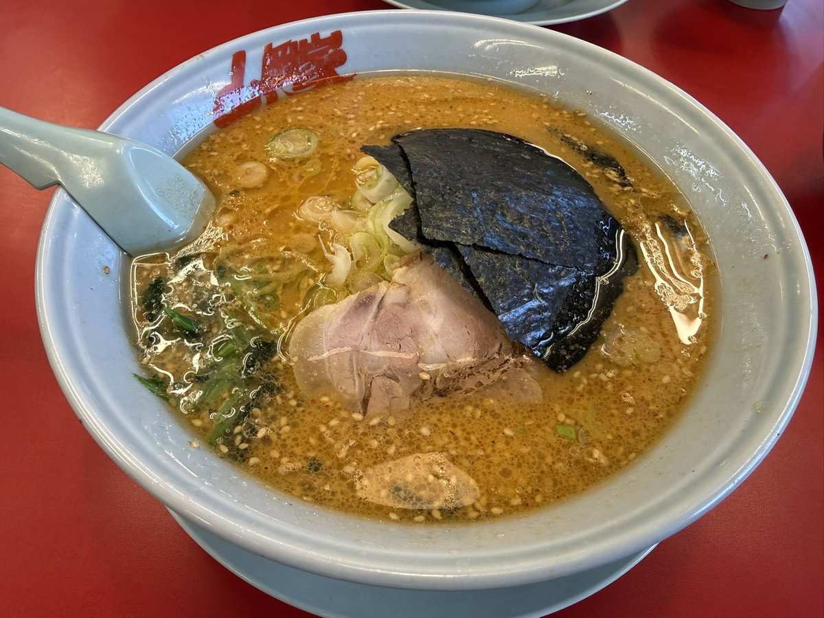 Guri_38's tweet photo. お久しぶりです
5月10日
GODの日
抽選負けからの山岡家へ一般入場。
お疲れ様でした。 https://t.co/RXfwWimTHG