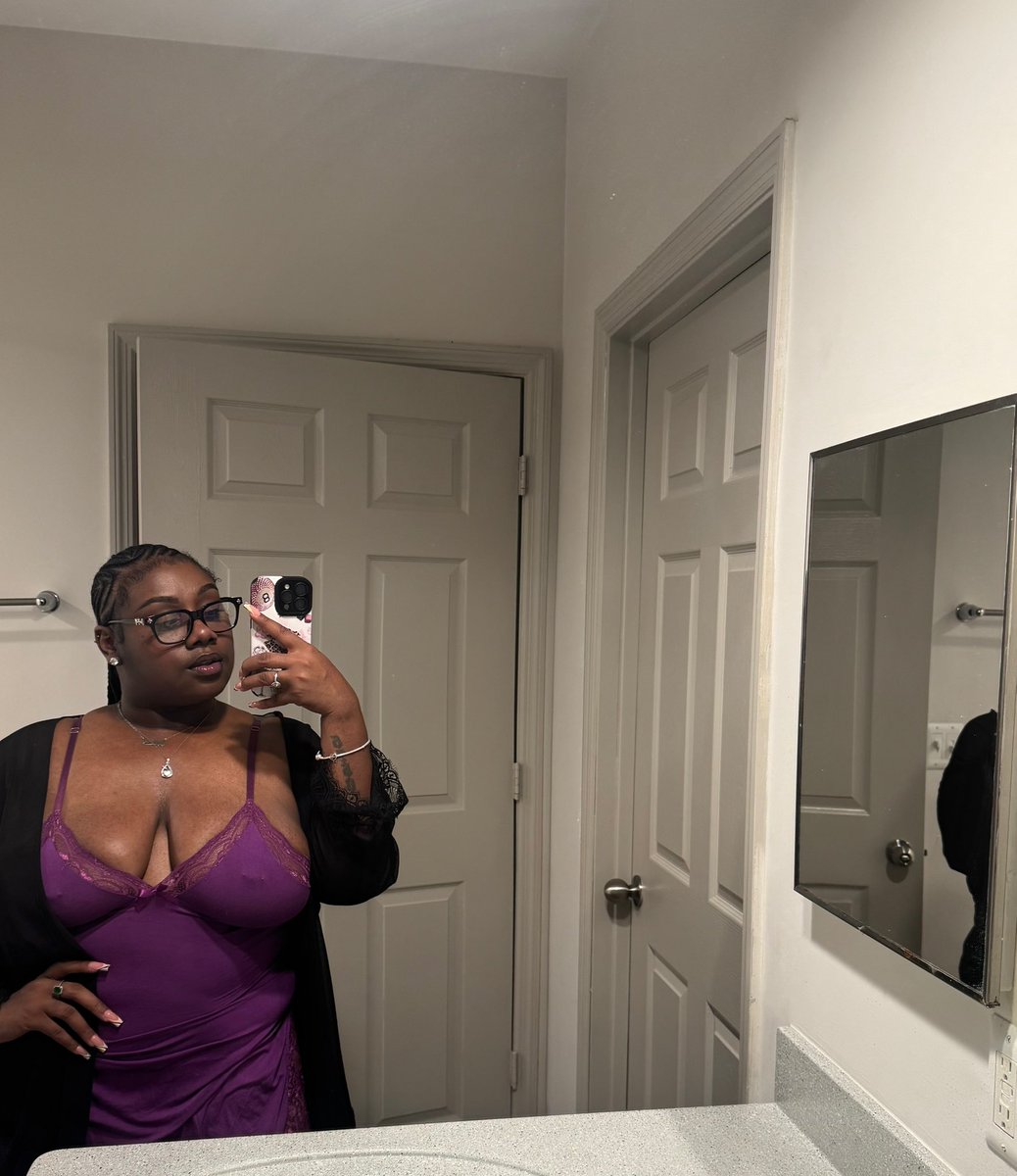andimerynn's tweet photo. trixie. 🧚🏾‍♀️🌙 https://t.co/CI0T13Ltot