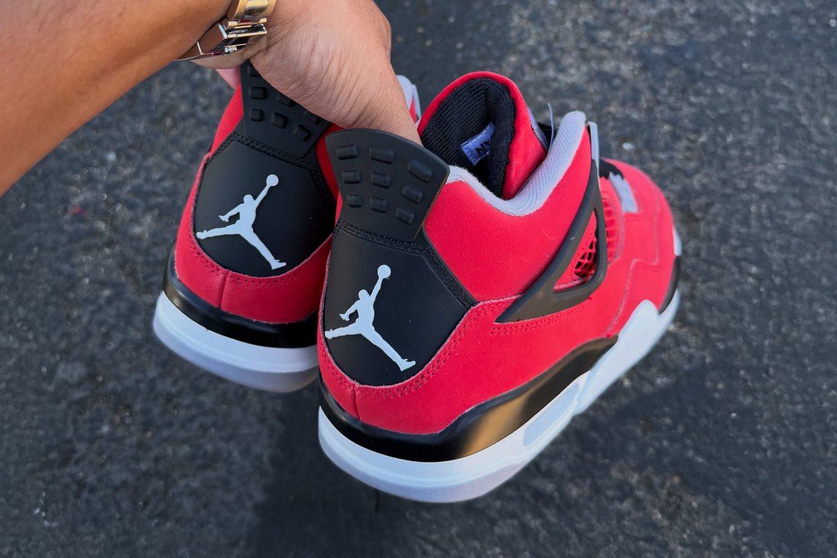 INSANE SNEAKER™ tweet media