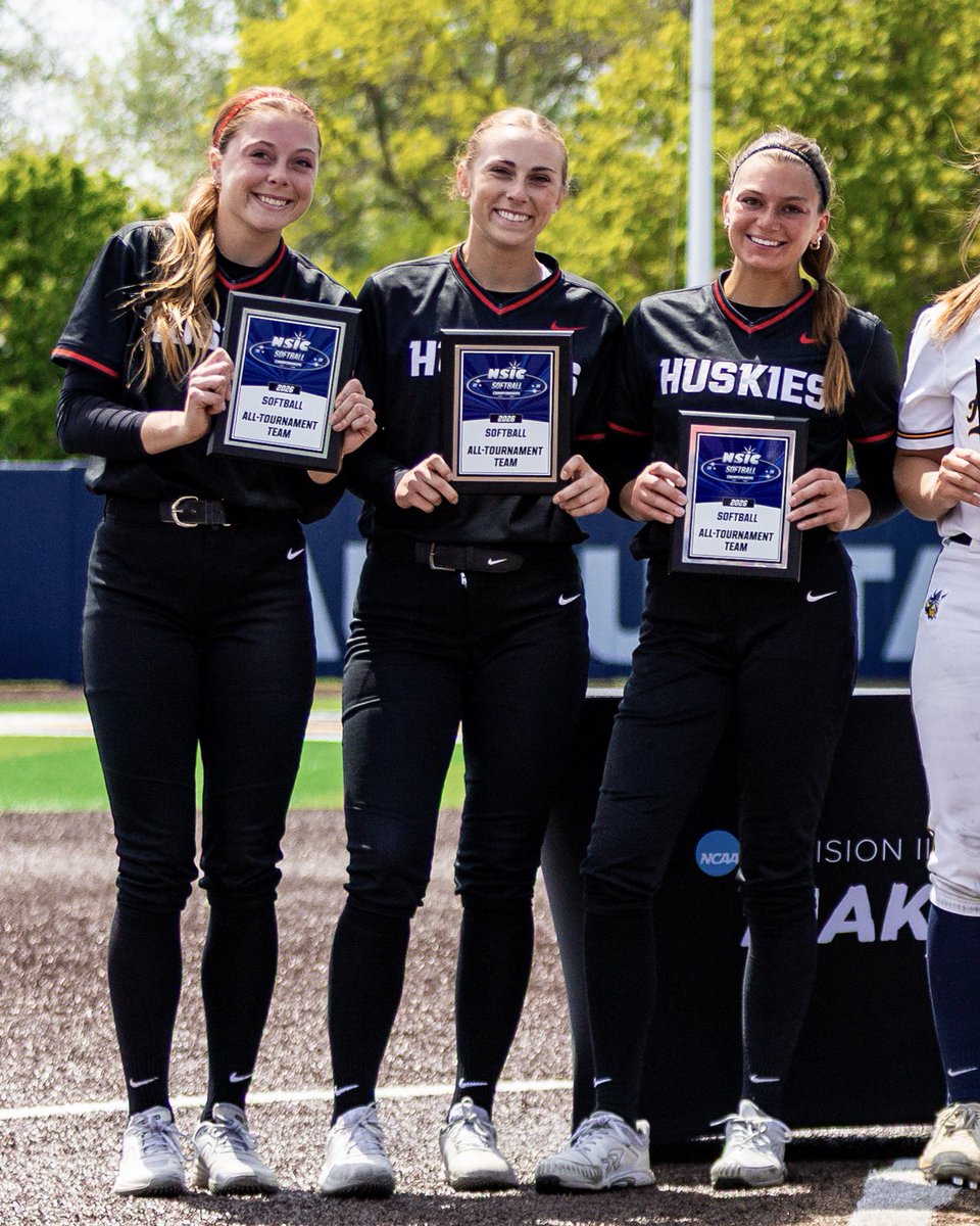 SCSUHUSKIES_SB's tweet photo. #NSICSB ๐๐๐-๐๐๐๐๐๐๐๐๐๐ ๐๐๐๐ ๐
Congratulations to ๐๐ซ๐๐ ๐๐๐๐ค, ๐๐๐๐๐ฒ ๐๐ฅ๐๐ซ๐ค and ๐๐๐ฒ๐ฅ๐๐ ๐๐จ๐ฅ๐ฅ๐ข๐ง๐ฌ on being named to the @NorthernSunConf All-Tournament Team ๐
#GoHuskies ๐ฅ | #PackMentality ๐พ https://t.co/9OPRSPe5tC