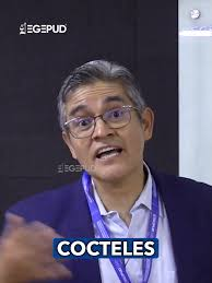 DanteBobadilla's tweet photo. ¿Por qué llaman "doctor" a José Demente Pérez? Es un simple abogado con apenas unas maestrías baratas. Es una mala costumbre doctorar a todos los abogaduchos. https://t.co/mPnV39W8cu