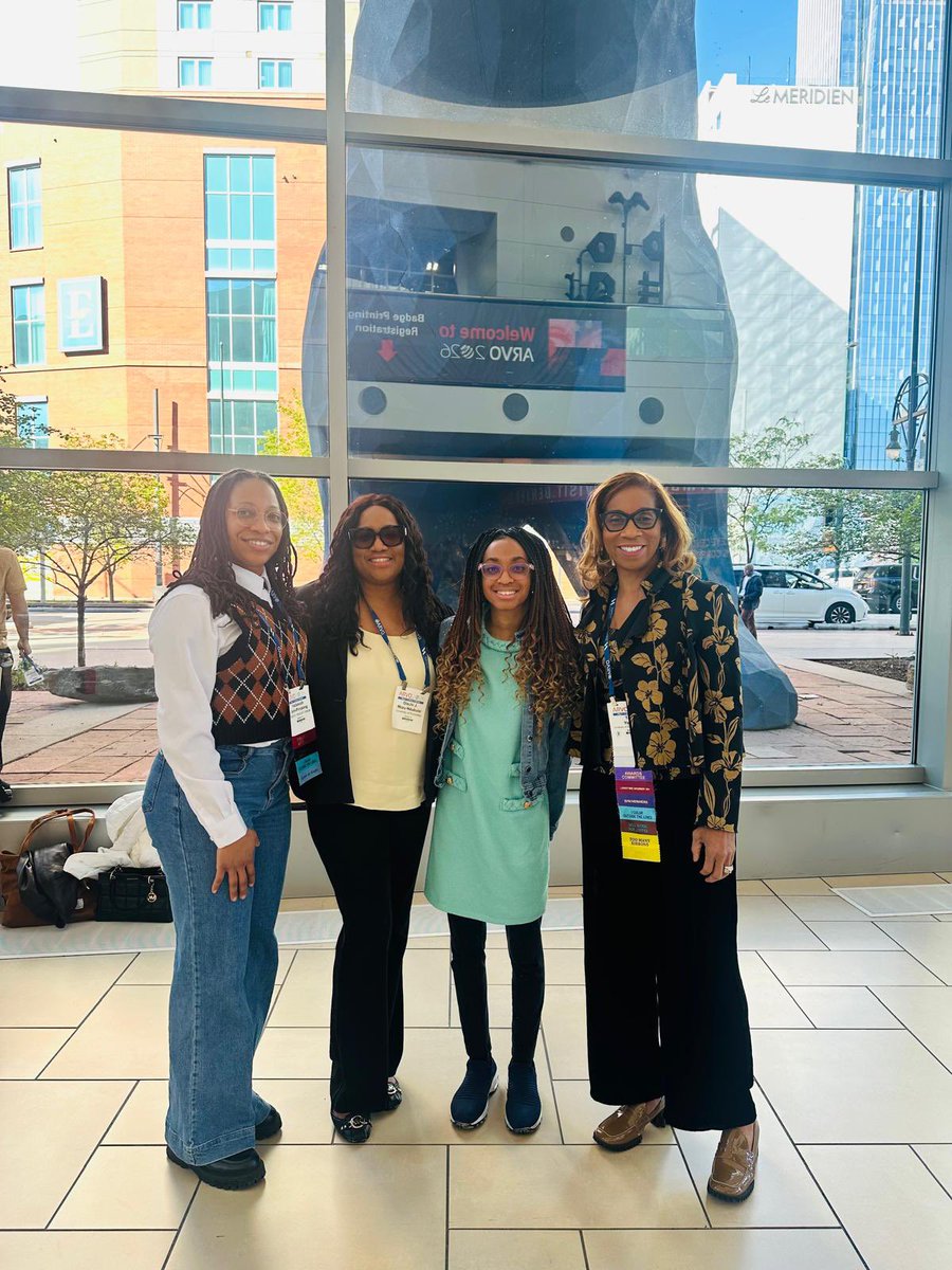 olaroseofficial's tweet photo. I enjoyed presenting at @ARVOinfo with my mom, Dr. Olachi Mezu-Ndubuisi @obiolarose, as a co-author on her research about Retinopathy of Prematurity (ROP). Born a 1-pound premature infant, I’m grateful I contributed to research that can help other premature infants. #arvo2026 https://t.co/U3FfCTQeZV