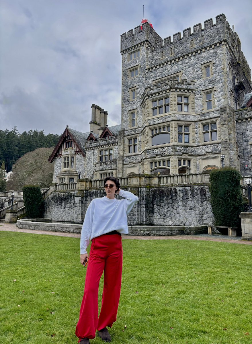 bsezeny's tweet photo. vacay mode https://t.co/DNrVl6WnXO