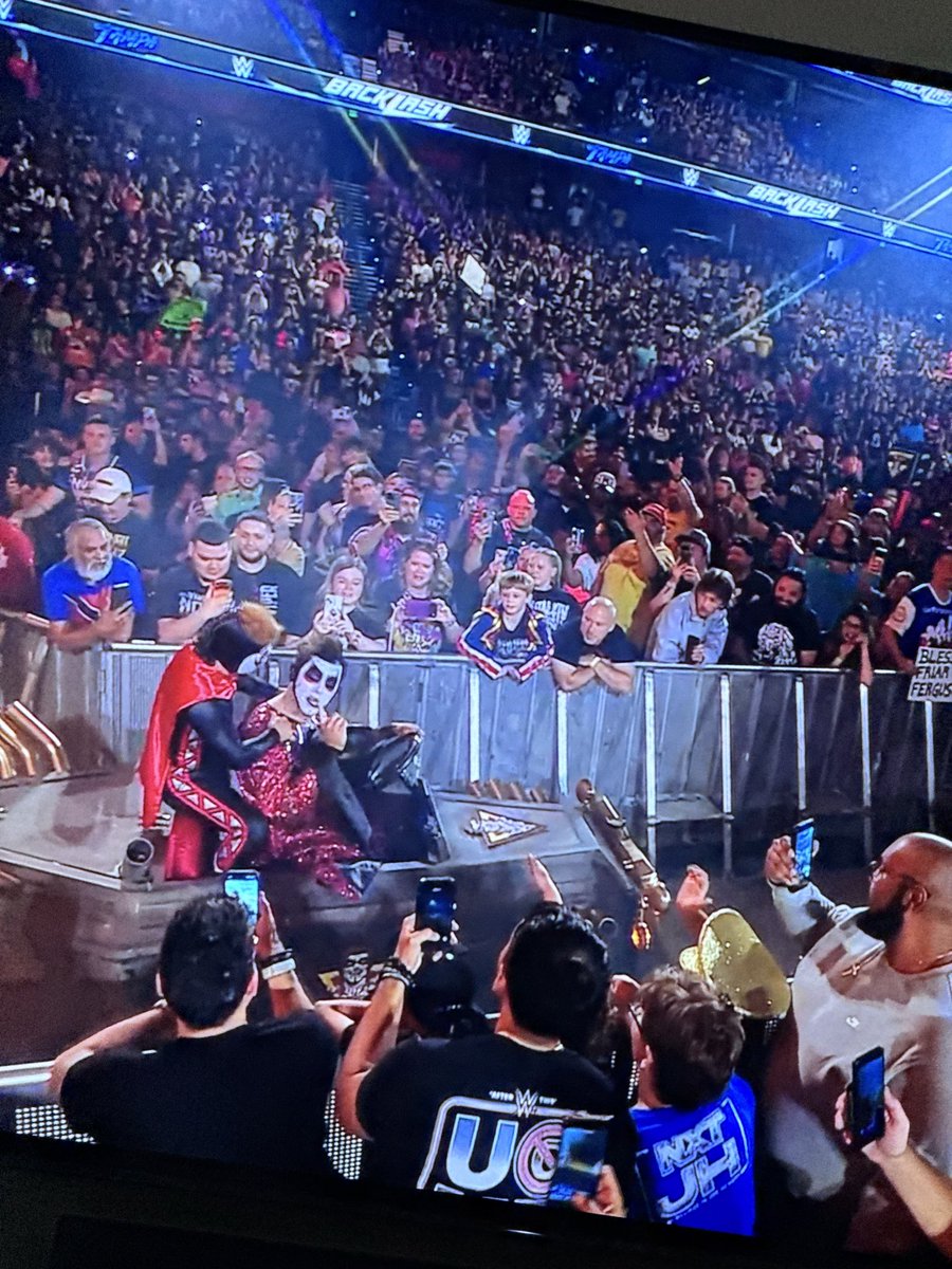 The_Gilbeez's tweet photo. My daughter just asked me “is that a kid?”

I said “no, that’s Dinkhausen”

@WWE @DanhausenAD https://t.co/7e5QQc45fg
