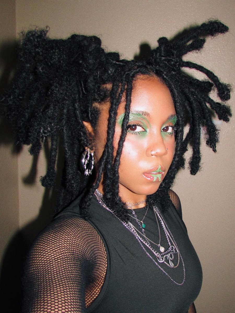 PUNK BLACK tweet media