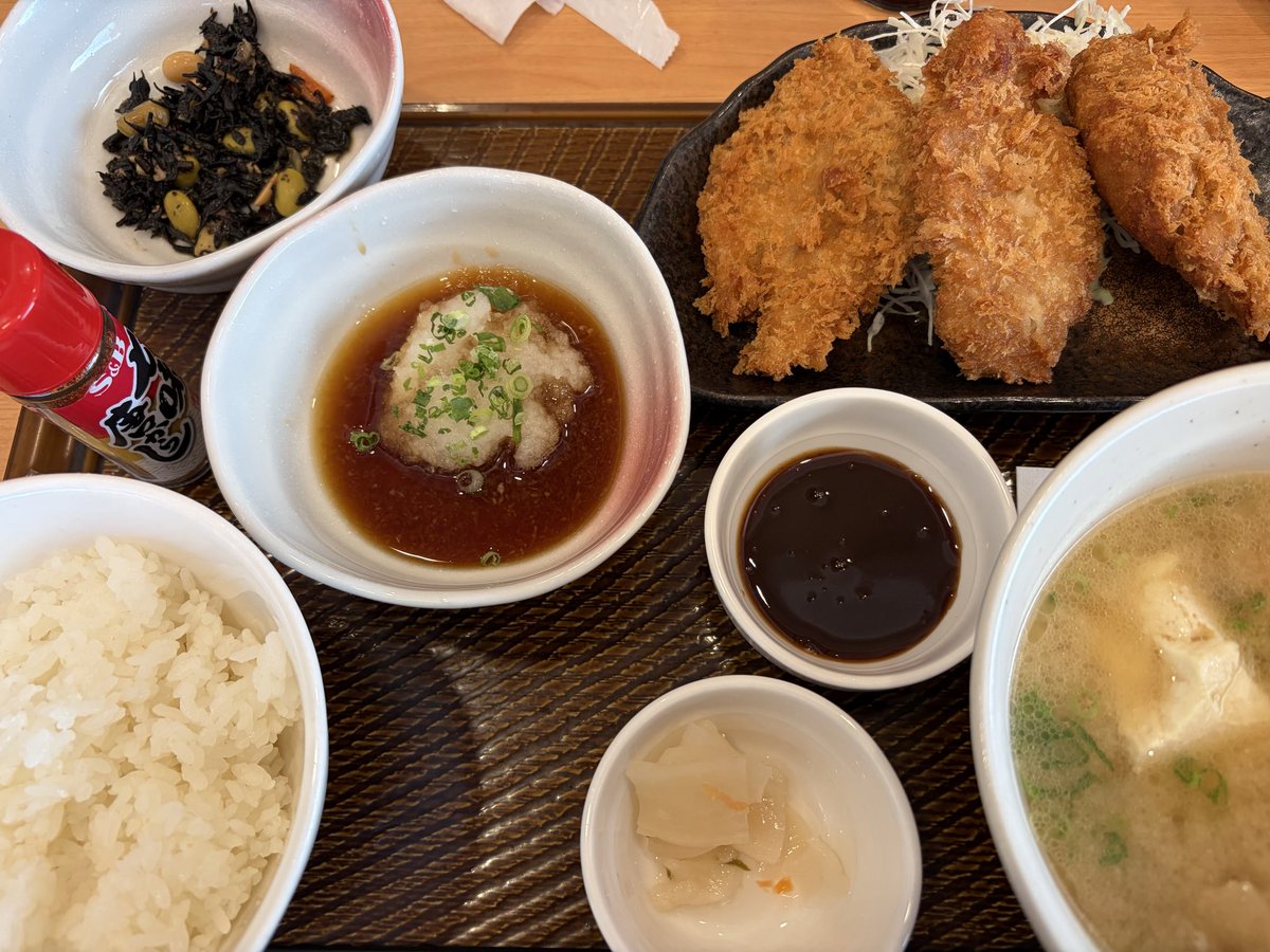 りー tweet media
