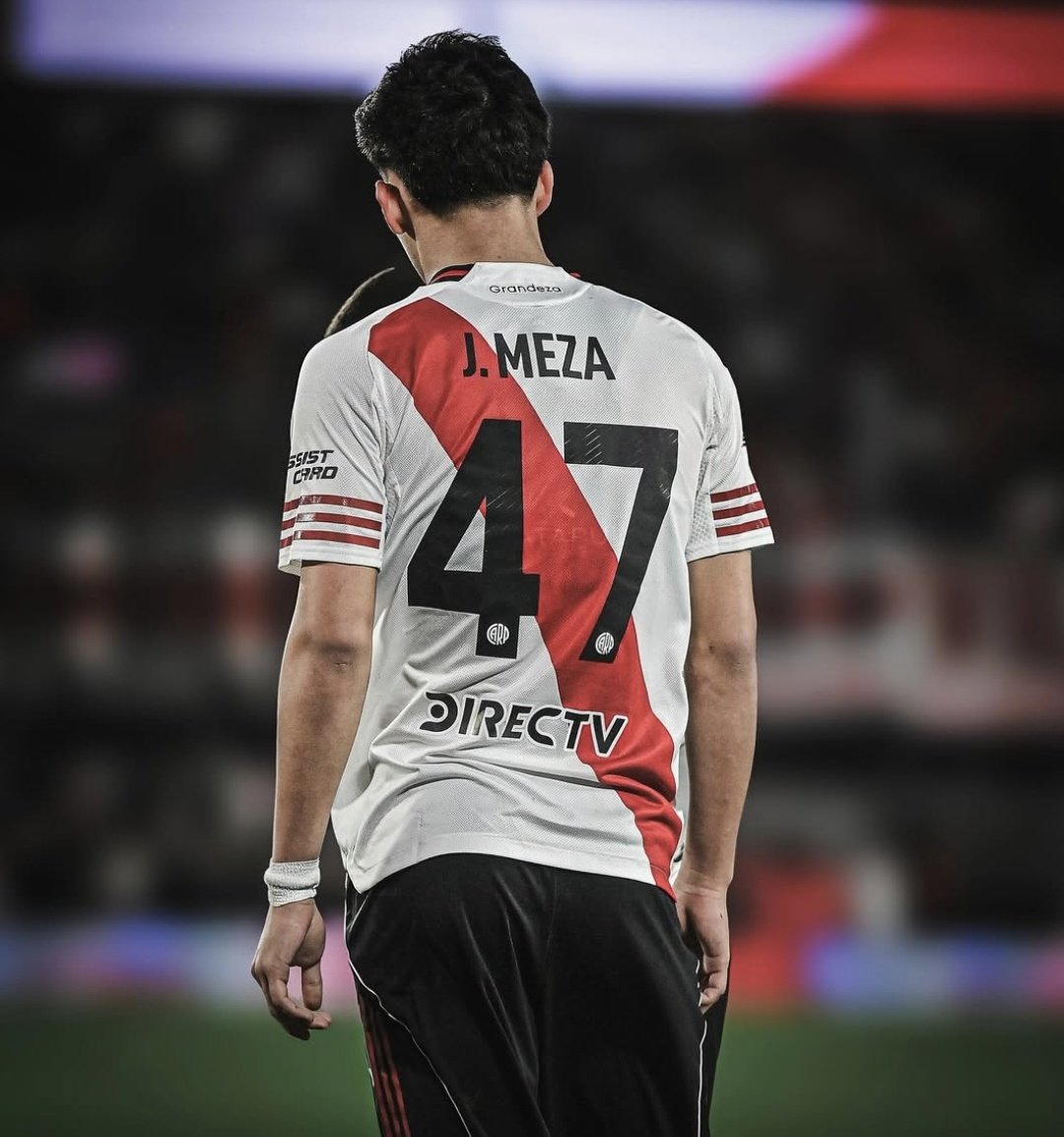 JC Meza y Ruberto entraron los últimos partidos, mostraron cosas distintas y hasta uno estaba para ser titular.

Como les paga el Chacho Coudet?
AFUERA de LOS CONVOCADOS!!

No me vengan con pelotudeces, Pezzella y Galoppo dieron VERGÜENZA y siguen ahí. 

VERGONZOSA la DOBLE VARA.