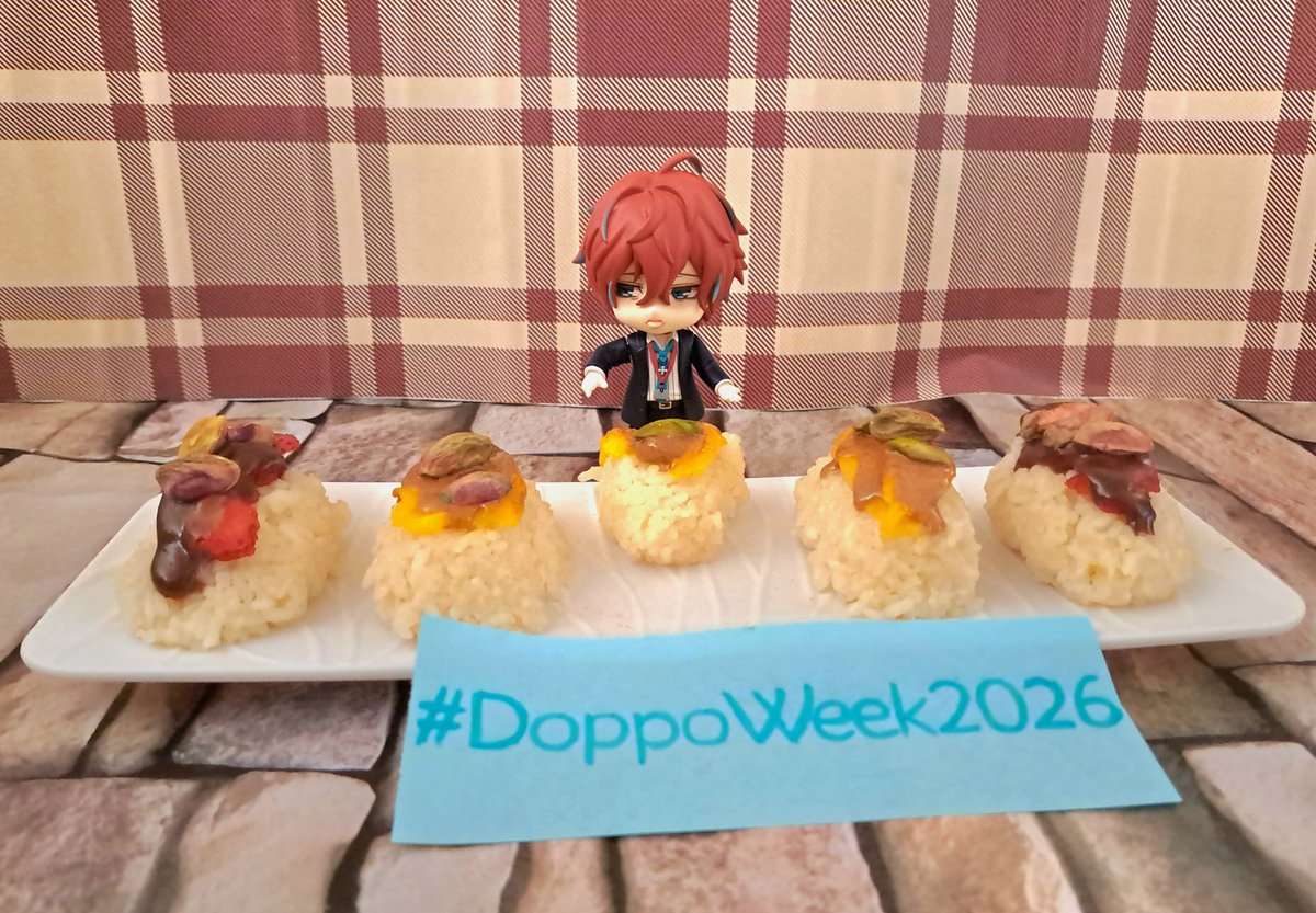 mtr27_mtc's tweet photo. Día 1 de la #DoppoWeek2026 inspirado en ese evento donde Doppo invita a Jiro a comer sushi y se encuentran con Jyuto y Samatoki ❤️💙🤎🤍 Ya que la intención de Jyuto era agradecer a Doppo, incluí una foto de solo ellos y no podía faltar una de solo el próximo festejado: Doppo ❤️ https://t.co/oMR4MIXOS7