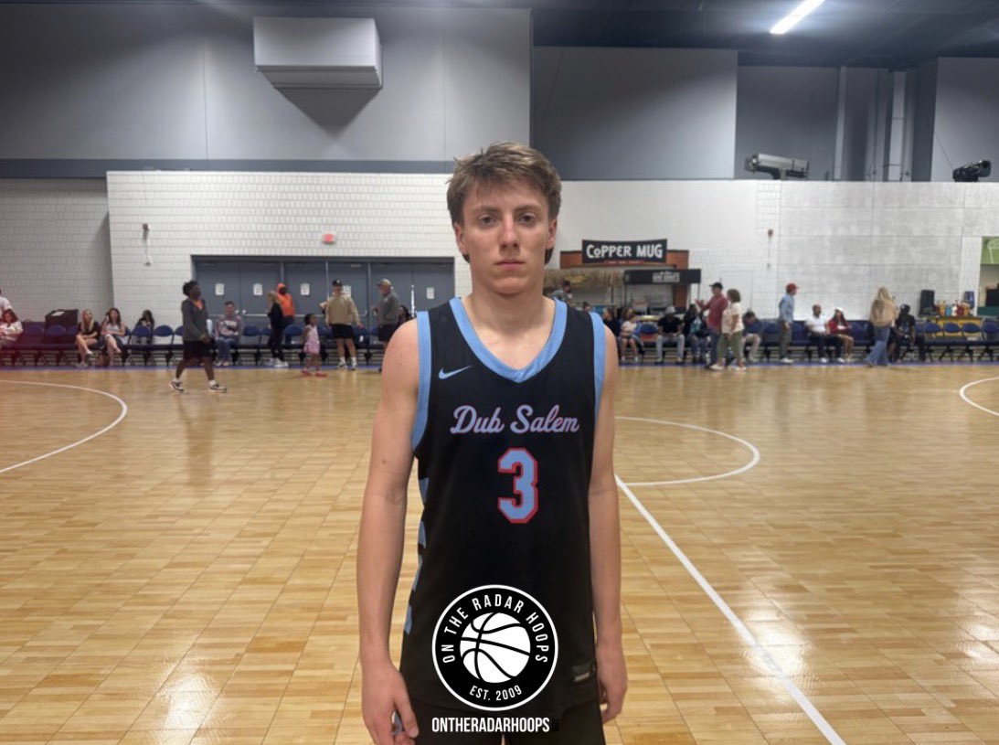 TriHoopsNet's tweet photo. The Carson trio is really something else. They’ve played together for so long and it shows every time they step on the floor. Their natural chemistry makes them such a fun group to watch.

6’0 2027 CP Perry
6’3 2027 Jacob Mills
6’5 2027 Drew Neve https://t.co/uePN7Og634