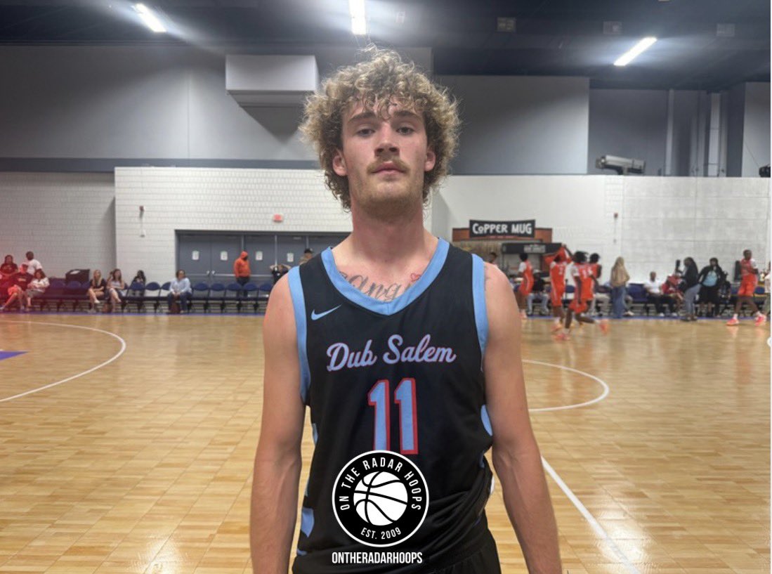 TriHoopsNet's tweet photo. The Carson trio is really something else. They’ve played together for so long and it shows every time they step on the floor. Their natural chemistry makes them such a fun group to watch.

6’0 2027 CP Perry
6’3 2027 Jacob Mills
6’5 2027 Drew Neve https://t.co/uePN7Og634