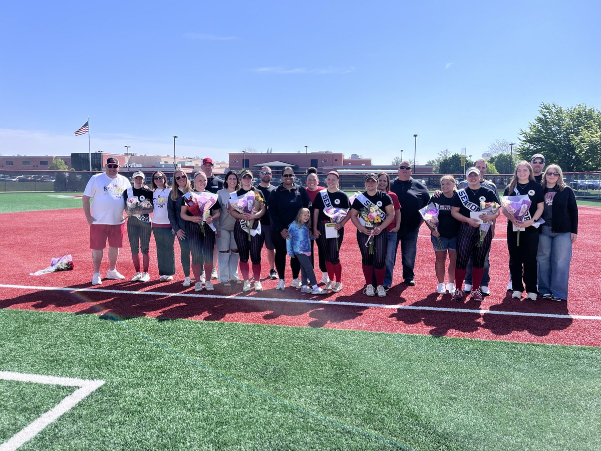 Yorkville High School Softball tweet media