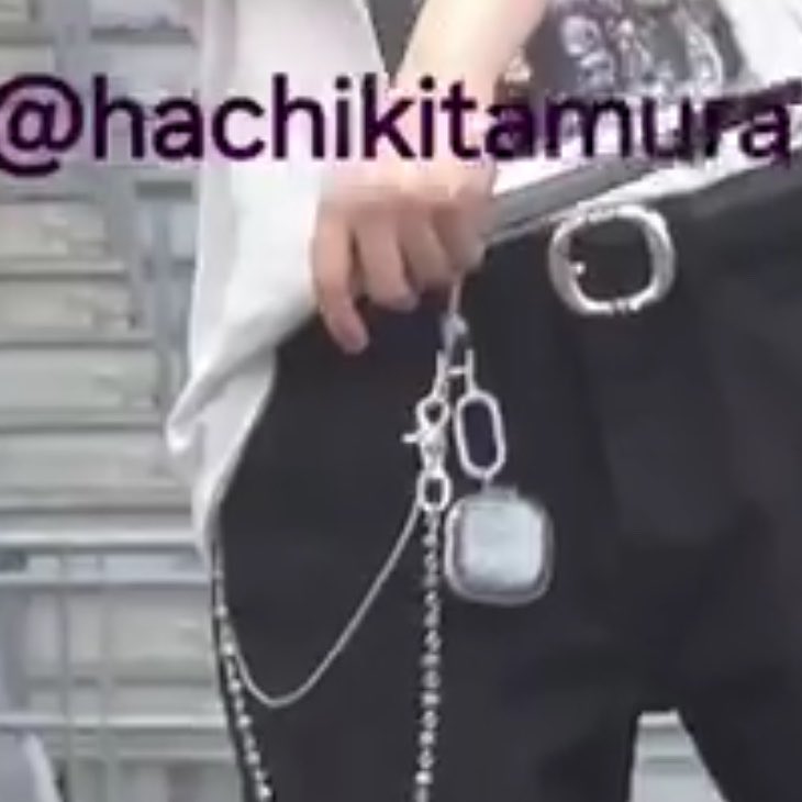 Update SUGA tweet media