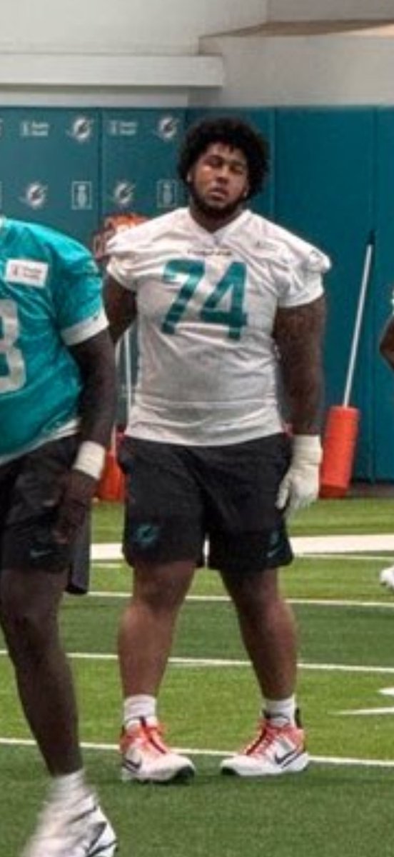 Young Bo tweet media