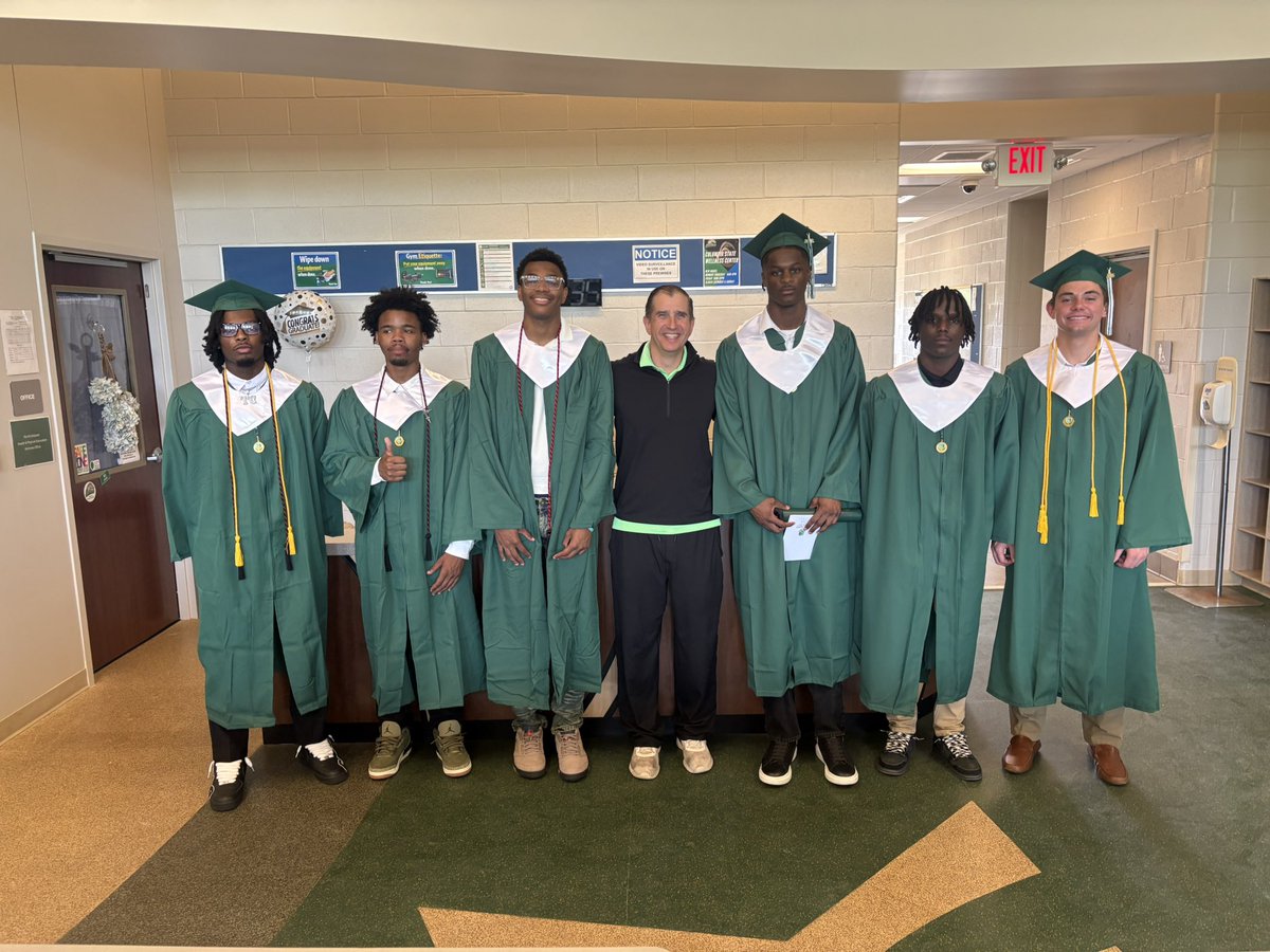 CStateMBasketball tweet media