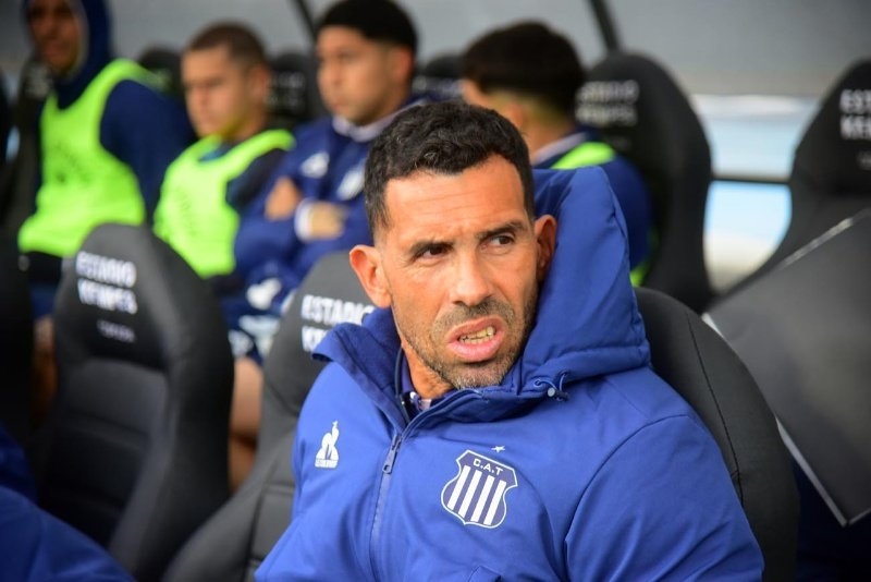 No te voy a faltar el respeto, porque hay que tener memoria y ser agradecido, que nos salvaste y agarraste a Talleres cuando las papas quemaban, pero también me acuerdo del día que le respondiste de forma altanera y soberbia al periodista Castellano, a veces hay que estar abierto