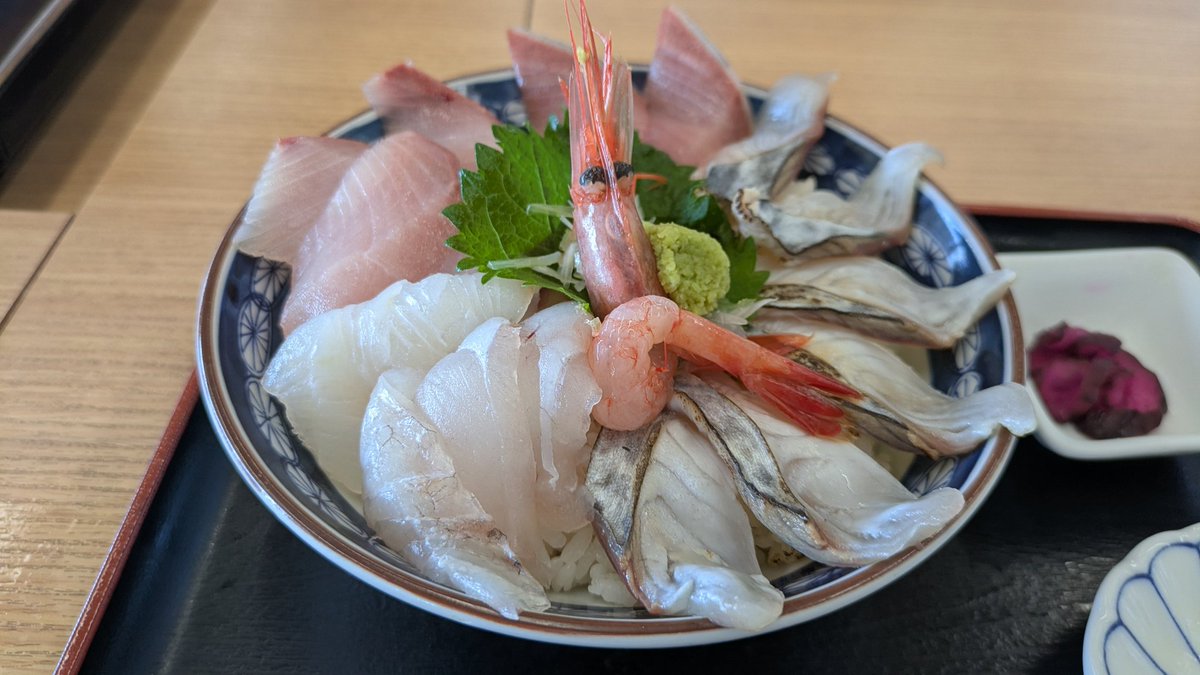 シャワさん tweet media