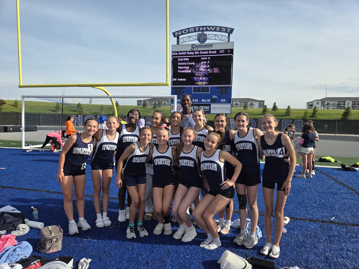PVGTFSpartans's tweet photo. Congratulations to the PV 7th Grade girls on winning the large school team championship, and our 8th graders on their runner-up finish!! Beautiful day for a meet! #PVGTF https://t.co/wwCkVmvT5p