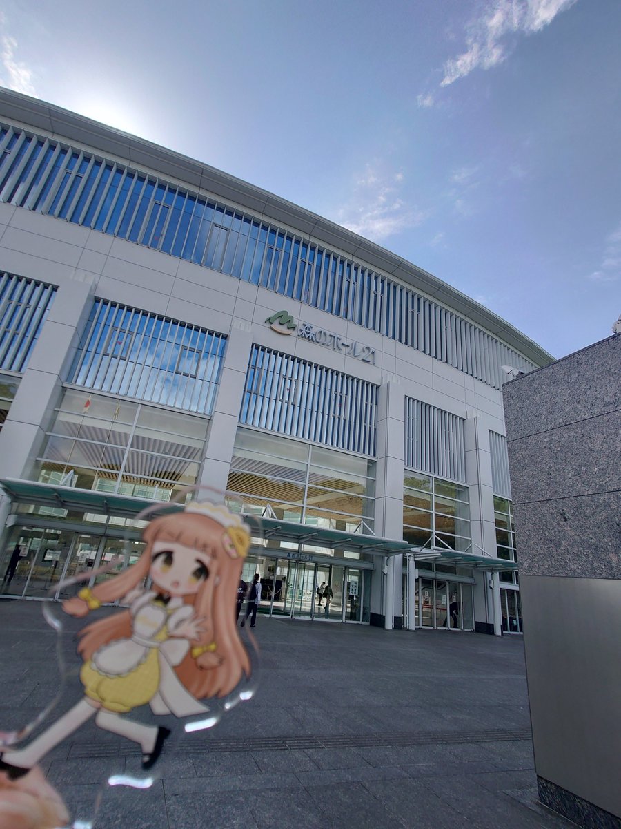 な・っ・ぴ tweet media