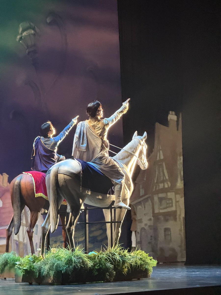 SDB_ballet's tweet photo. リラックスパフォーマンス「シンデレラ」🪄
本日は11:00開演/15:00開演の2回公演です！

当日券は各回開演1時間前から販売します🎟️

皆さまのご来場をお待ちしています🐭🐎 https://t.co/O0HGAu5zx4