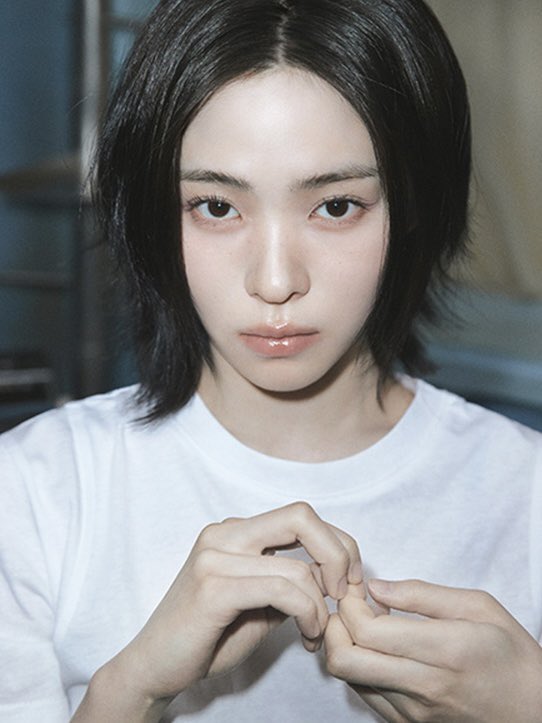 ewryujin's tweet photo. ㅤㅤㅤㅤㅤㅤ
───   𝑹𝒚𝒖𝒋𝒊𝒏  𝑨𝒓𝒄𝒉𝒊𝒗𝒆  ˚ ༘ ೀ⋆｡˚

effortlessly still. appreciating the beauty in the simple and the unposed.
ㅤㅤㅤ https://t.co/kIXL2NhltA