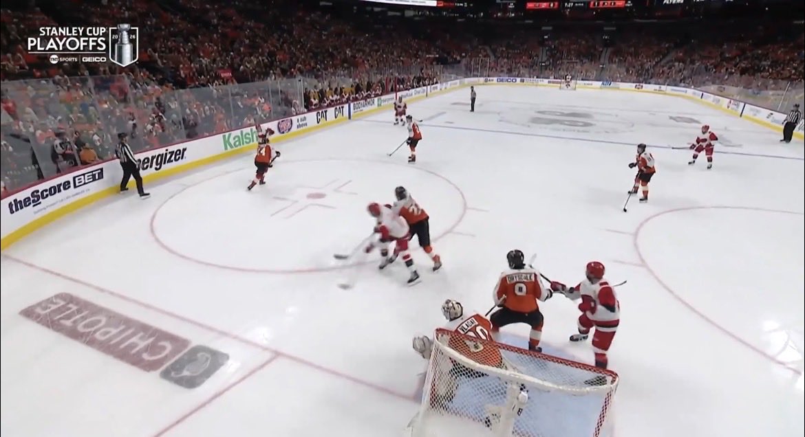 nerimole2's tweet photo. @KimJongBettman Blake’s goal and Galley keeps saying no traffic https://t.co/ZNCBS9MtWd