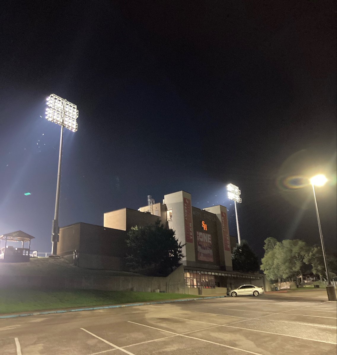 htx_bxn's tweet photo. Bearkat football at OG Bowers Stadium 

165-58-1 record ovr. (.746)
17-1 record in playoffs (.944)
8-4 vs. Stephen F. Austin 
8-4-1 vs. Texas State

Hope the new place treats us as well as she did #EatEmUpKats https://t.co/U4golsHx0O